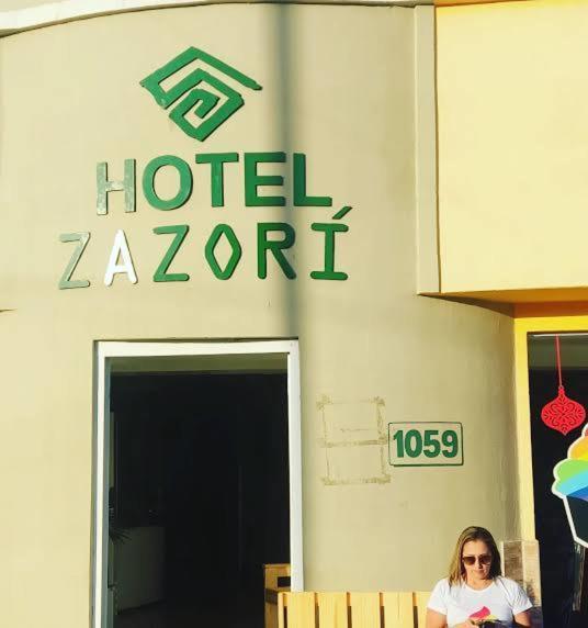 Hotel Zazori Varzea Grande  Exterior photo